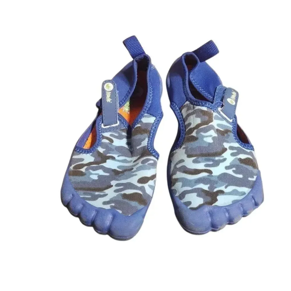 Newtz 11/12 water shoes